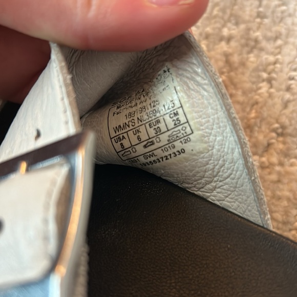 Sorel Women’s Roaming Slide Size 8 - Picture 3 of 7